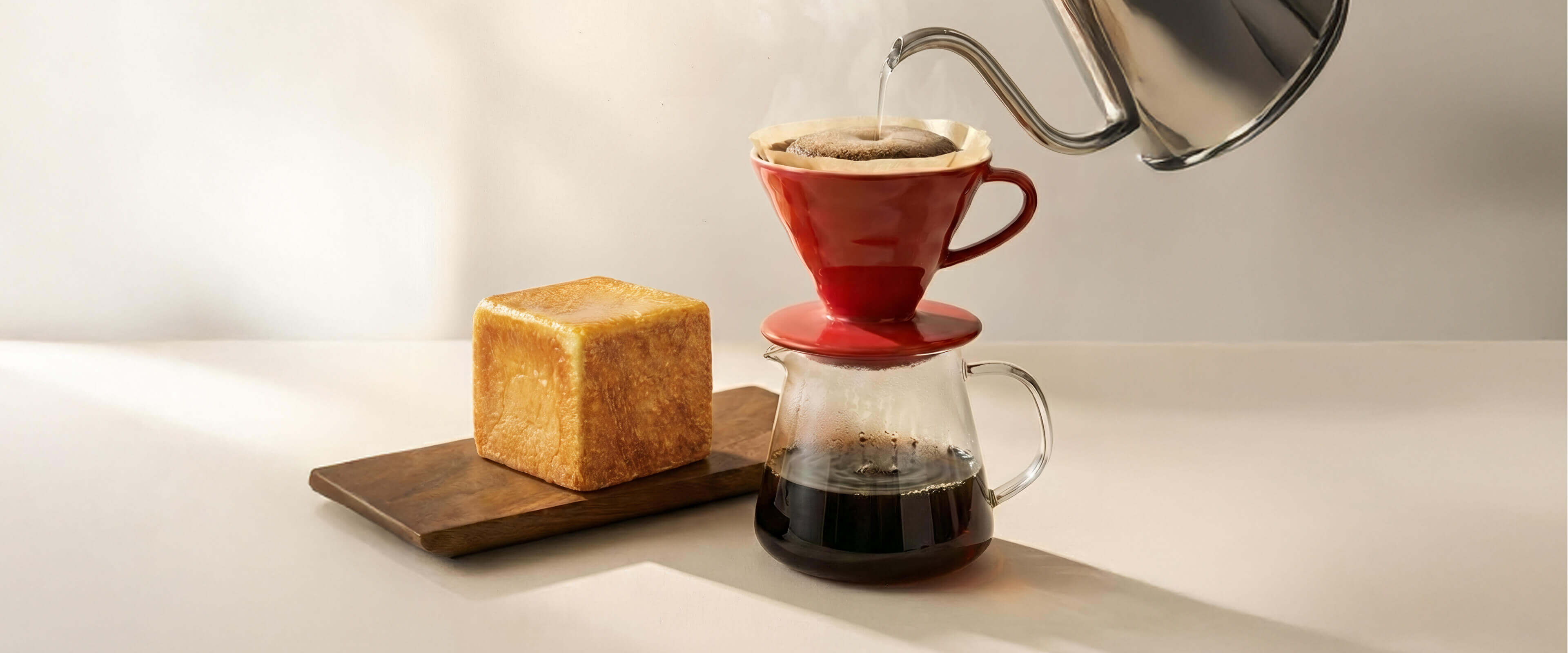 식빵+브루잉 연출컷